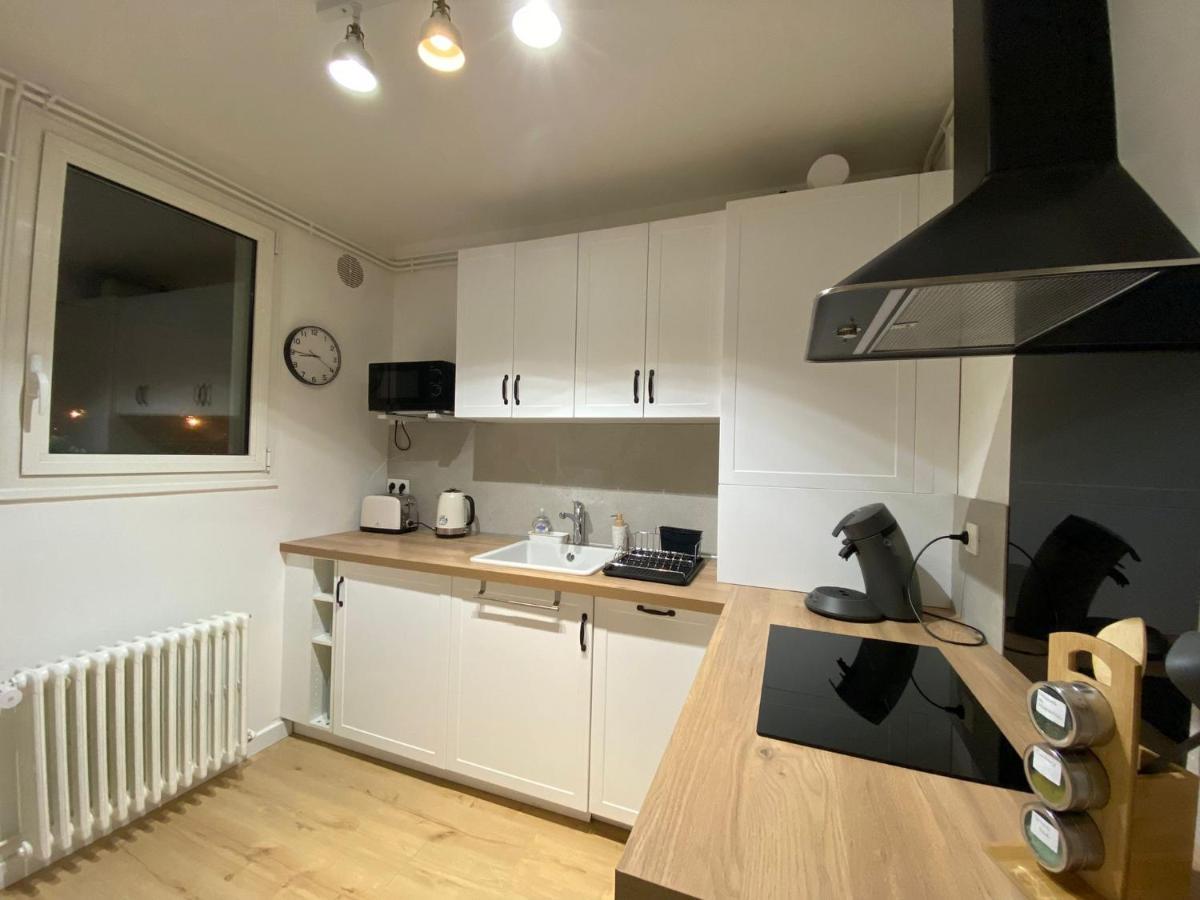 Appartement Cosy Pres De La Gare Avec Parking Saint-Pierre-des-Corps Exterior photo